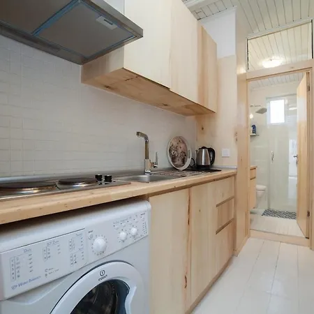 Newly-renovated 1 Appartement