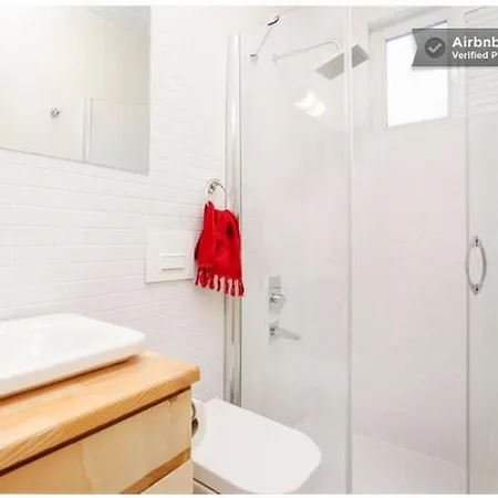 Appartement Newly-renovated 1 *