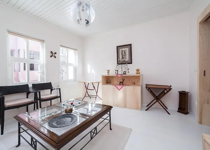 Appartement Newly-renovated 1 Istanboel