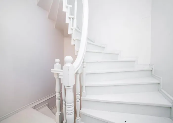 Newly-renovated 1 Appartement Istambul